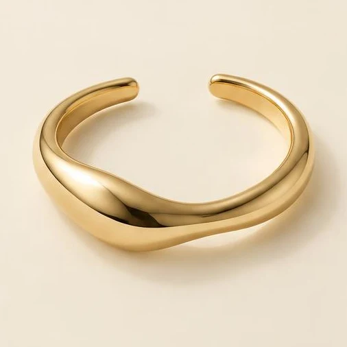 Sculpted Cuff